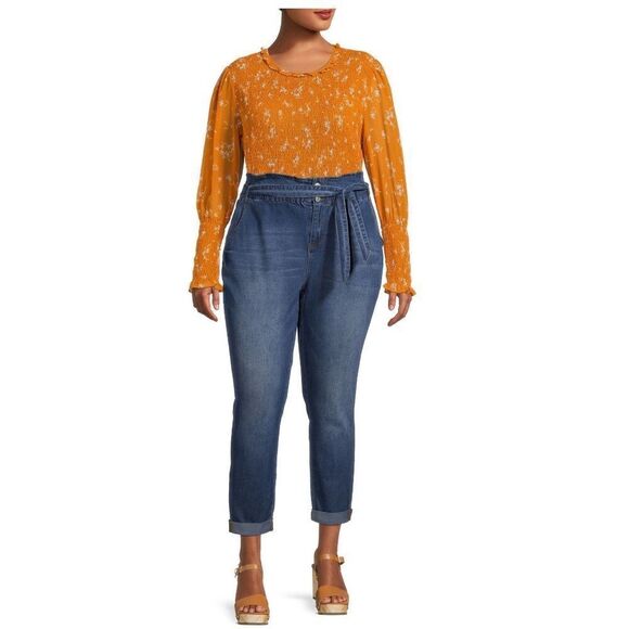 Women’s Plus Size Smocked Long Sleeves Blouse Top - Picture 3 of 8